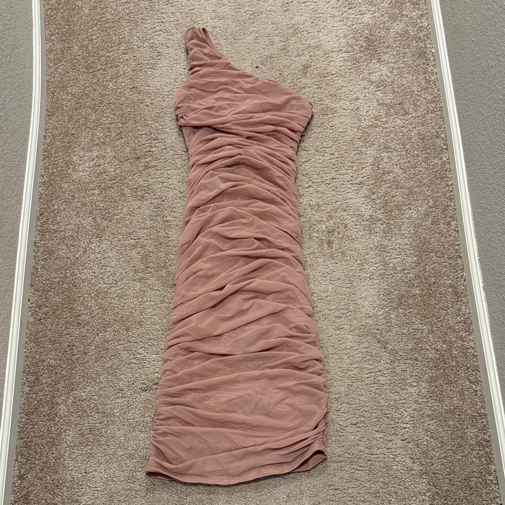 Chic One-Shoulder Mauve Dress